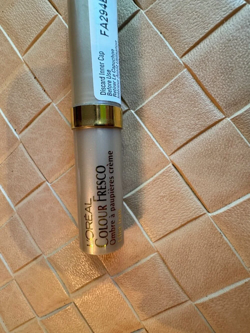 L'oreal Colour Fresco Refreshing Creme Eye Shadow Iced Coffee